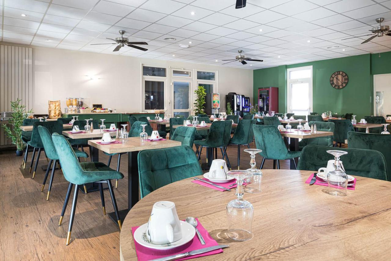 Logis Hotel Restaurant L'Abri Blavozy Ngoại thất bức ảnh