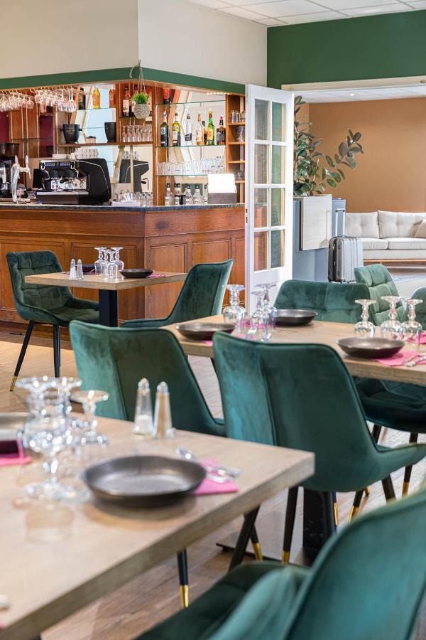 Logis Hotel Restaurant L'Abri Blavozy Ngoại thất bức ảnh